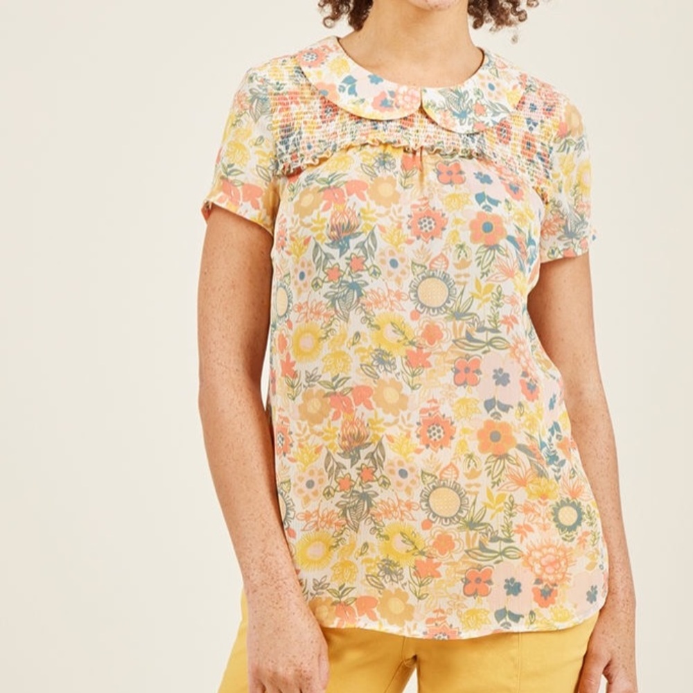 Buttercup Peter Pan Collar Shirt